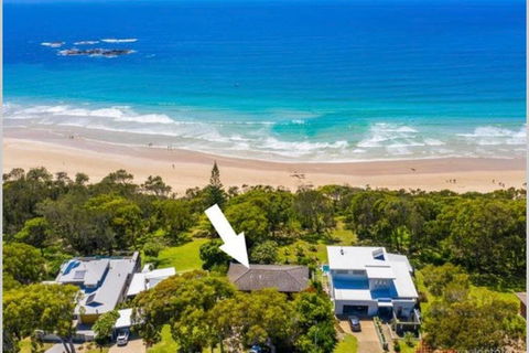 The Sandcastle - Tourism Townsville 0