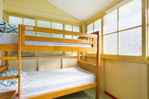The Seamist Cottage - Tourism Townsville 3