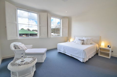 The Traill - Tourism Townsville 3