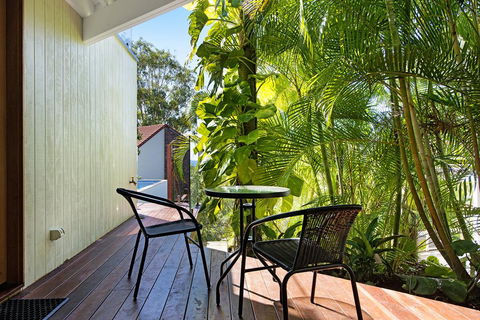 THE VIEW, TUGUN - 4 Bedrooms - Sea Views - Private Heated Pool - Tourism Townsville 3