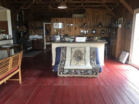 The Woolshed And Farmhouse Blue, Bruny Island - Tourism Townsville 1