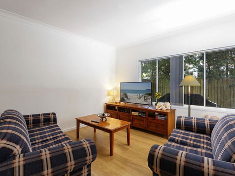 Three Bedroom Townhouse - Tourism Townsville 0