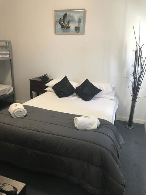 Tin Can Bay Budget Accommodation - Tourism Townsville 0