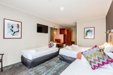 Tonsley Hotel - Tourism Townsville 3