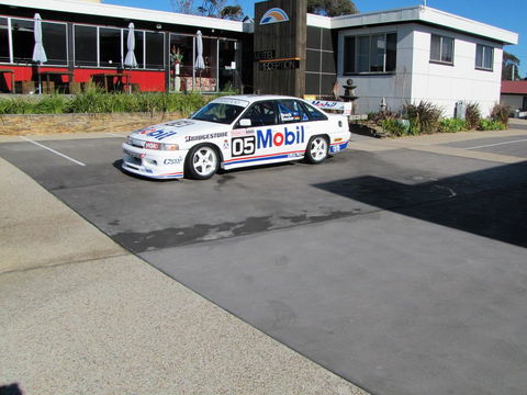 Top Of The Town Motor Inn - Tourism Townsville 3