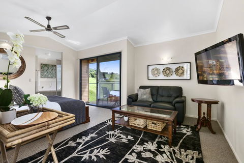 Top Of The Hill - Tourism Townsville 1