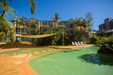 Town Beach Beachcomber Resort - Tourism Townsville 0