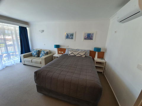 Town Beach Motor Inn Port Macquarie - Tourism Townsville 1