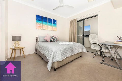 Townsville Luxury Spacious Apt 3 BR-2BTH Pools - Tourism Townsville 2