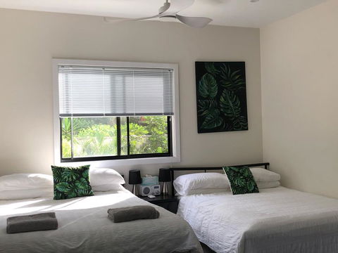 Tranquil Spa Retreat - Tourism Townsville 0