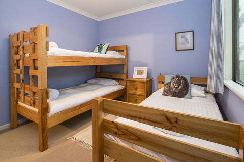 Tranquil Waters - Pet Friendly Family Beach House In Quindalup - Tourism Townsville 1