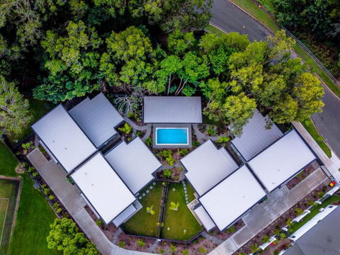 Tropicana Resort - Clifton Beach - Tourism Townsville 3