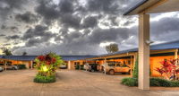 Tropixx Motel  Restaurant