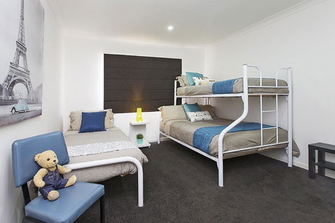 Twynam House - Jindabyne - Tourism Townsville 2