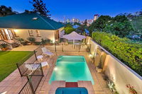 Ultimate Family Home - 3 Bedroom Lux Retreat with Private Pool Spa and Incredible Views