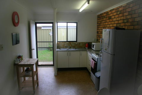 Unit1, Graydon Lodge - Tourism Townsville 2