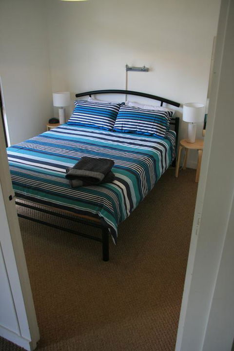 Unit1, Graydon Lodge - Tourism Townsville 0