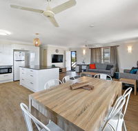 Upstairs and Downstairs - 81 Denman Camp Rd - Tourism Townsville