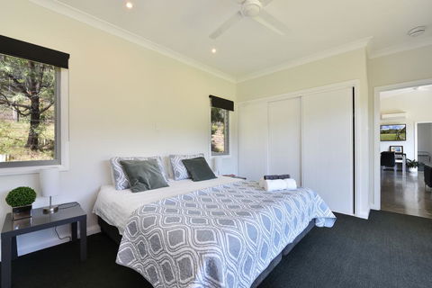 Valle Laguna - Tourism Townsville 3