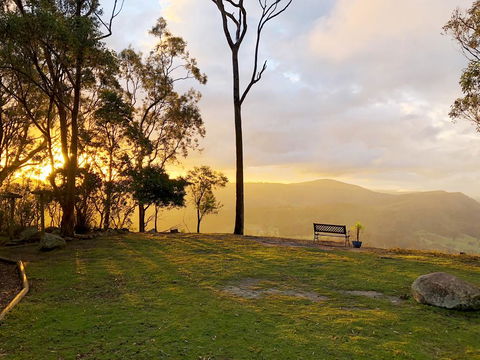 Valley View Luxury Retreat - Tourism Townsville 1