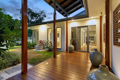 Veldree Palm Cove Rainforest Views,Privacy,Close To The Beach And Restaurants - Tourism Townsville 1
