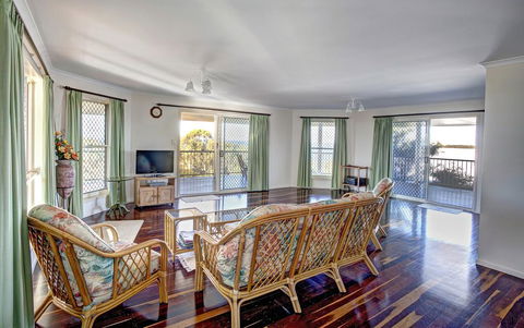 Verandahs - Tourism Townsville 2