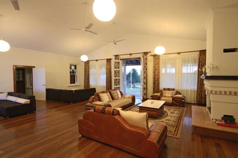 Verona House - Tourism Townsville 3