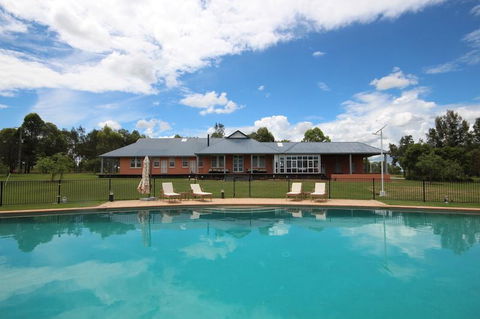 Verona House - Tourism Townsville 0