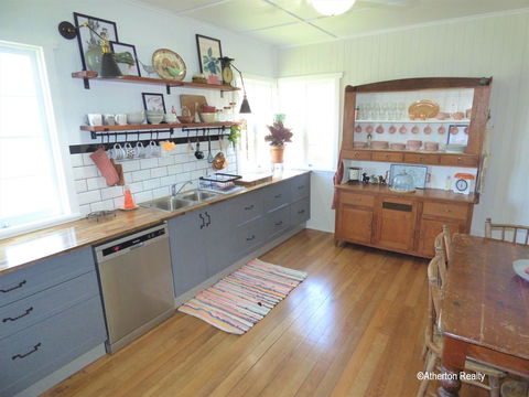 Victoria House - Tourism Townsville 2