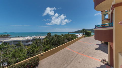 Views From Golden Orchid - Airlie Beach - Tourism Townsville 2