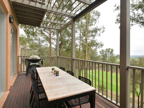 Villa 3br Tranquility Resort Condo Located Within Cypress Lakes Resort (nothing Is More Central) - Tourism Townsville 0