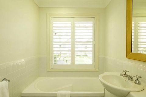 Villa Andante - Tourism Townsville 1