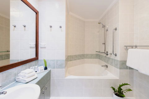 Villa Beach Palm Cove - Tourism Townsville 3