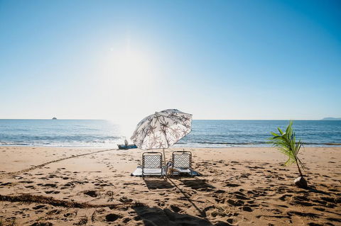 Villa Beach Palm Cove - Tourism Townsville 2