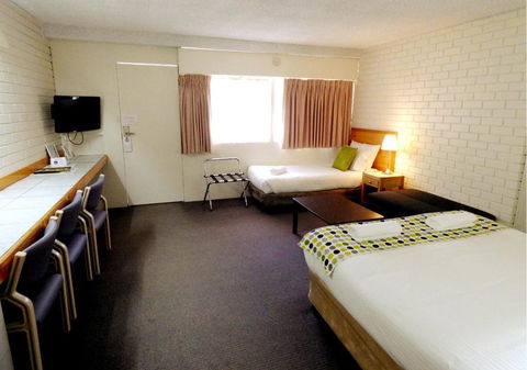 Wanderlight Motor Inn - Tourism Townsville 3