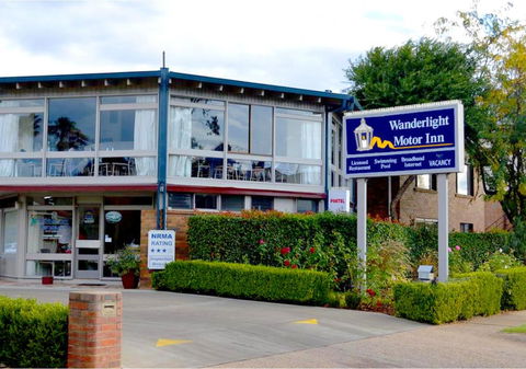 Wanderlight Motor Inn - Tourism Townsville 0