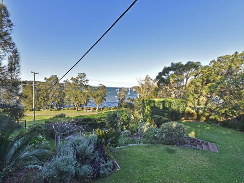 Wangi Waterfront Delight 4br Waterfront Reserve Home - Tourism Townsville 3