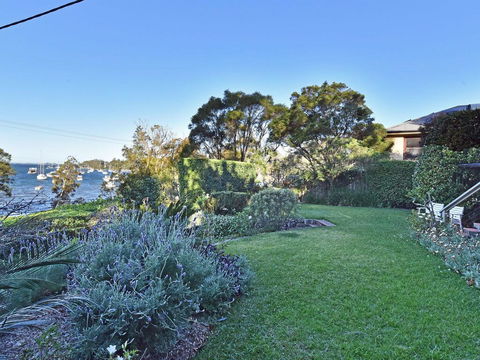 Wangi Waterfront Delight Estate - Waterfront Reserve Home - Tourism Townsville 3
