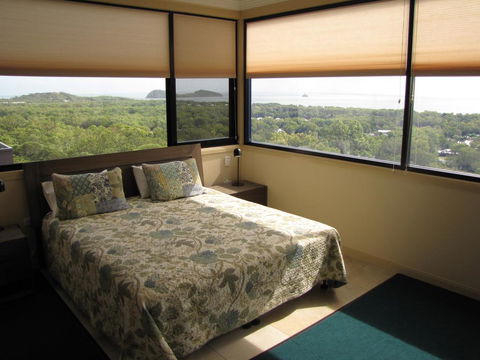 Warrawong Lodge - Tourism Townsville 3