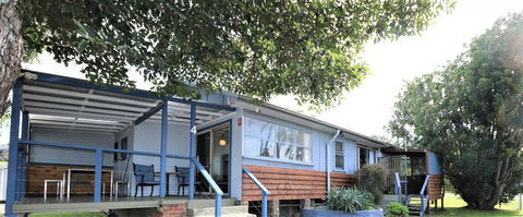 Waterfront Cottages - Tourism Townsville 1