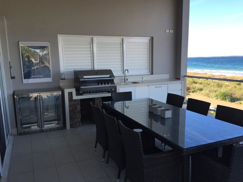 Waterfront Dream Vincentia - Tourism Townsville 1