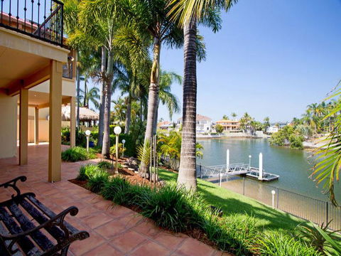 Waterfront Sorrento - Tourism Townsville 0