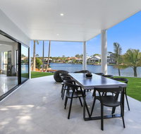 Waterfront Wonder Noosa Waters - Tourism Townsville