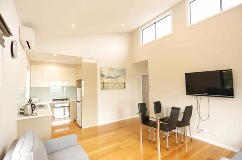 Apollo Bay Seal Apartments - Tourism Townsville 11