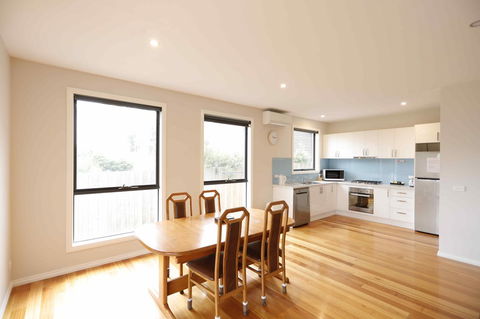 Apollo Bay Seal Apartments - Tourism Townsville 25