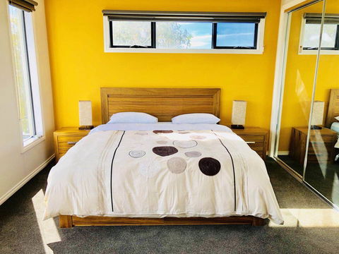 Apollo Bay Seal Apartments - Tourism Townsville 2