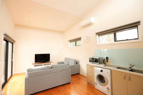 Apollo Bay Seal Apartments - Tourism Townsville 18