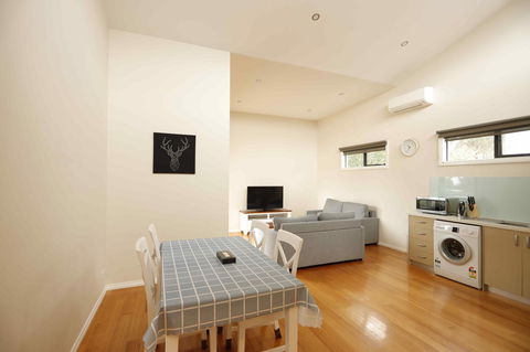 Apollo Bay Seal Apartments - Tourism Townsville 16