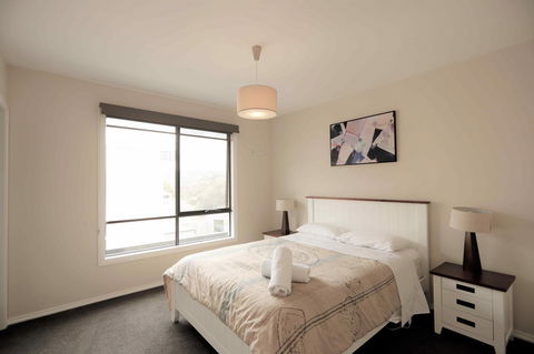 Apollo Bay Seal Apartments - Tourism Townsville 17