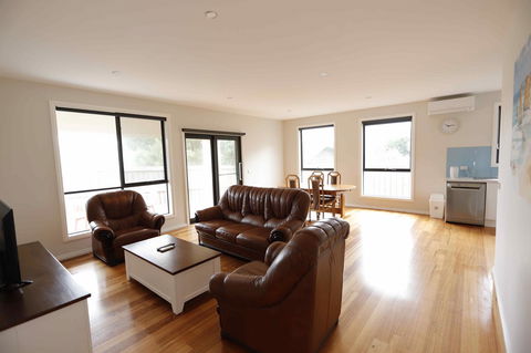Apollo Bay Seal Apartments - Tourism Townsville 26